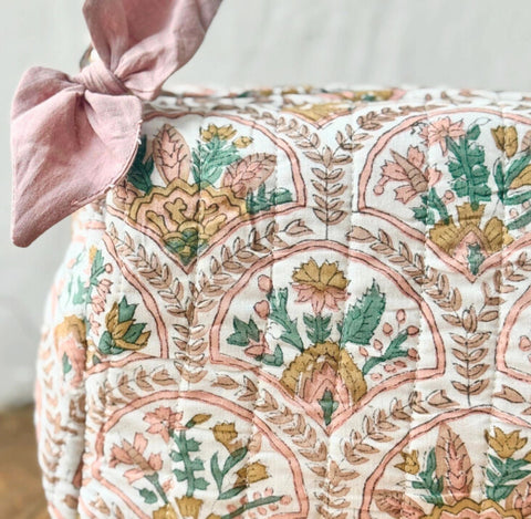 Floral Sponge Bag