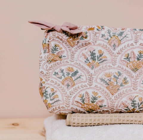 Floral Sponge Bag